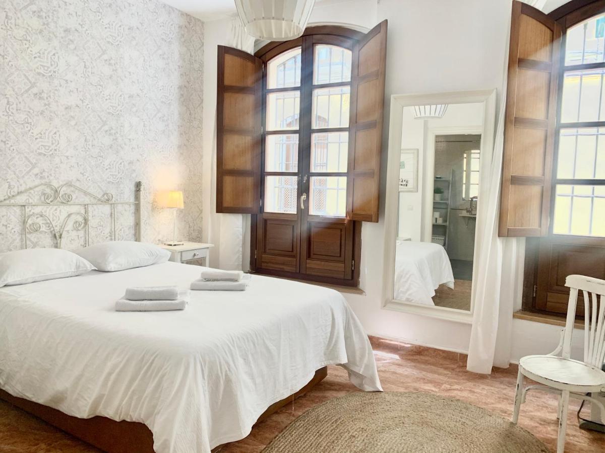 Lyrioshomes Malaga La Merced Centro Extérieur photo