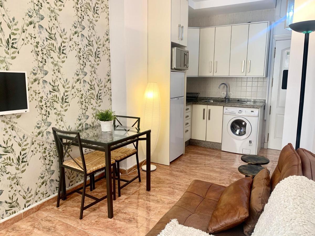Lyrioshomes Malaga La Merced Centro Extérieur photo